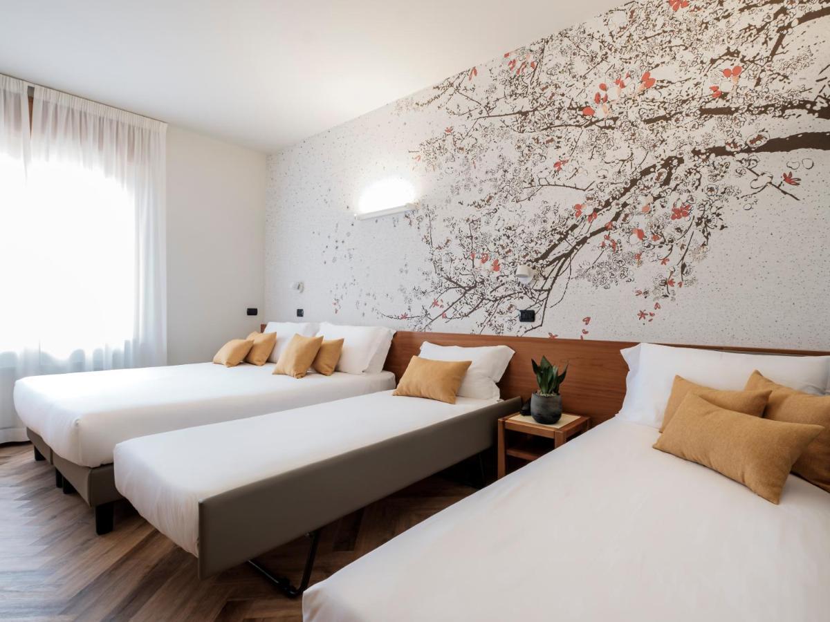 Hotel Lory Forli Exterior photo