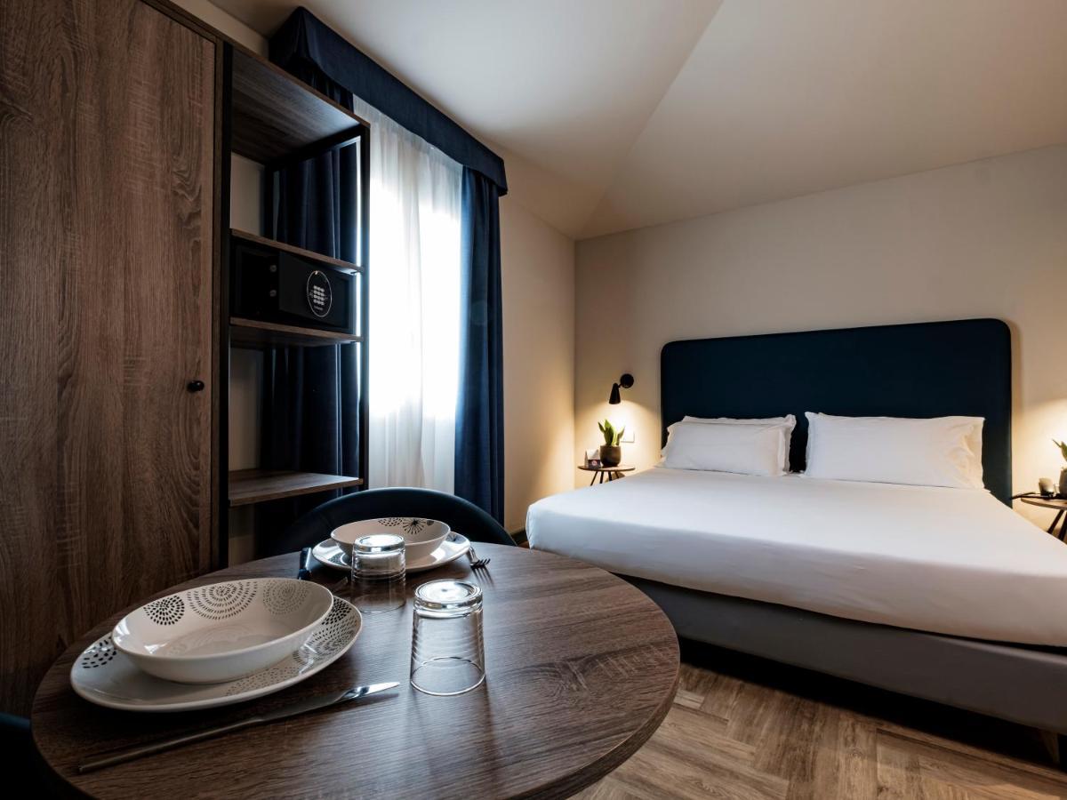 Hotel Lory Forli Exterior photo